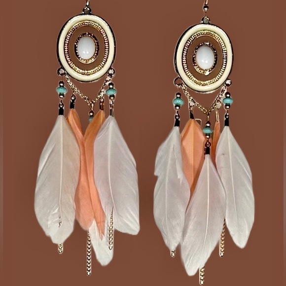 Brand NEW Boutique Boho Beaded Dangly Fashion Earrings in Mauve - Picture 2 of 10